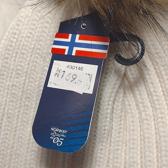 Rokk Norway Cable Faux Fur Hat - Picture 7 of 14